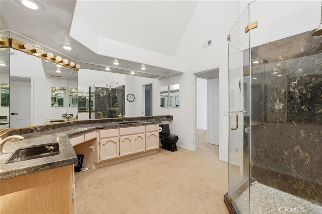 520 Lexington Court 103