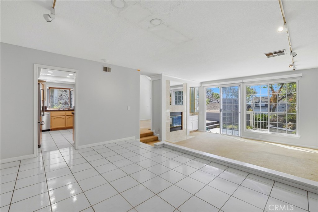 520 Lexington Court 103