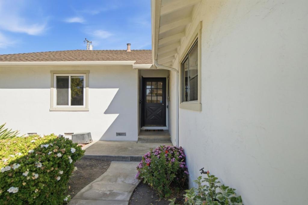 1427 Kimberly Drive