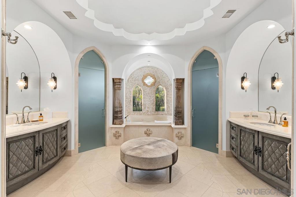 Rancho Santa Fe - Residential