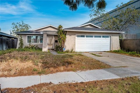 Photo of 641 Maria Ave, Placentia, CA 92870 (MLS # OC26080805)