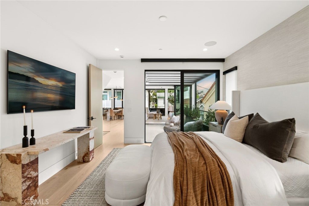 2501 Seaview Avenue, Corona Del Mar CA 92625 - Photo 16