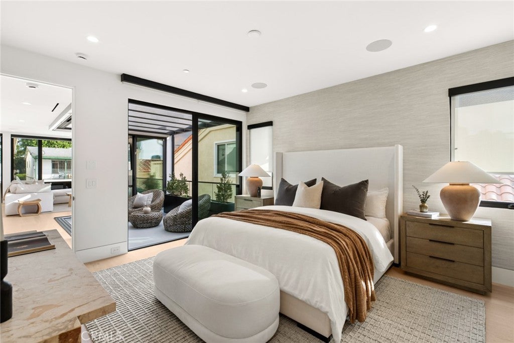 2501 Seaview Avenue, Corona Del Mar CA 92625 - Photo 17