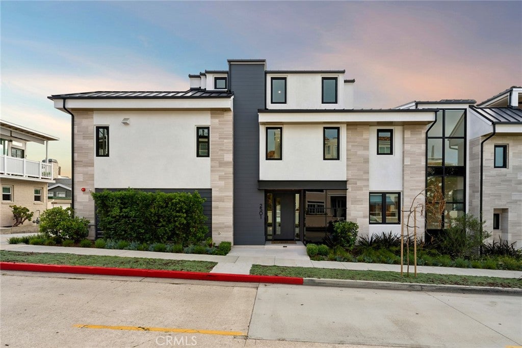 2501 Seaview Avenue, Corona Del Mar CA 92625 - Photo 29