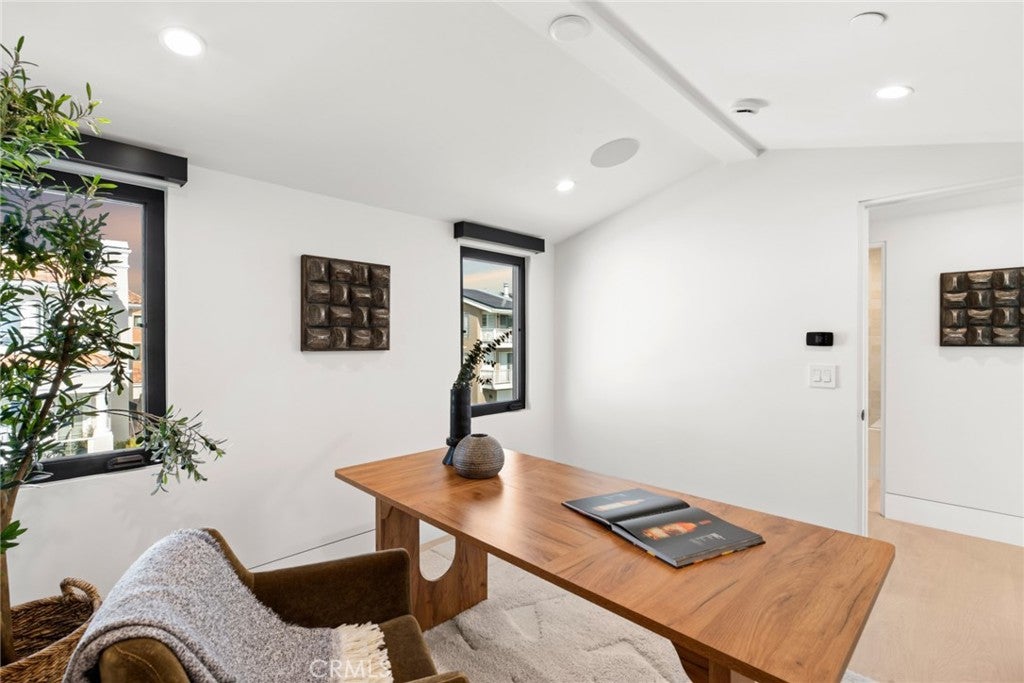 2501 Seaview Avenue, Corona Del Mar CA 92625 - Photo 25