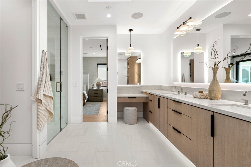 2501 Seaview Avenue, Corona Del Mar CA 92625 - Photo 22