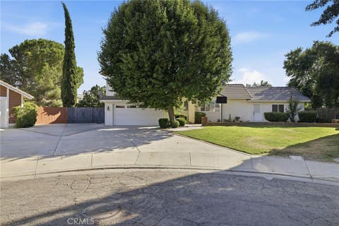 Photo of 39331 Thames Court, Palmdale, CA 93551 (MLS # SR26120875)