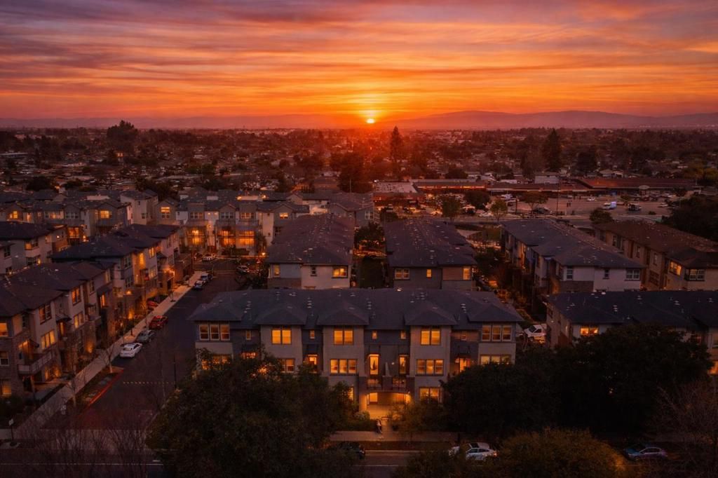 Photo of 925 De Guigne Drive #4, Sunnyvale, CA 94085 (MLS # ML82032661)