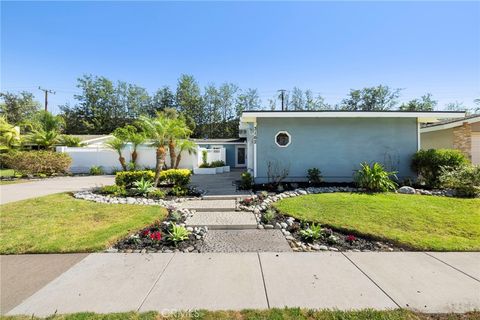 3162 Yellowtail Dr. Rossmoor CA 90720