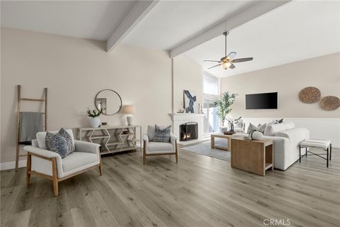 3162 yellowtail dr. Rossmoor ca 90720