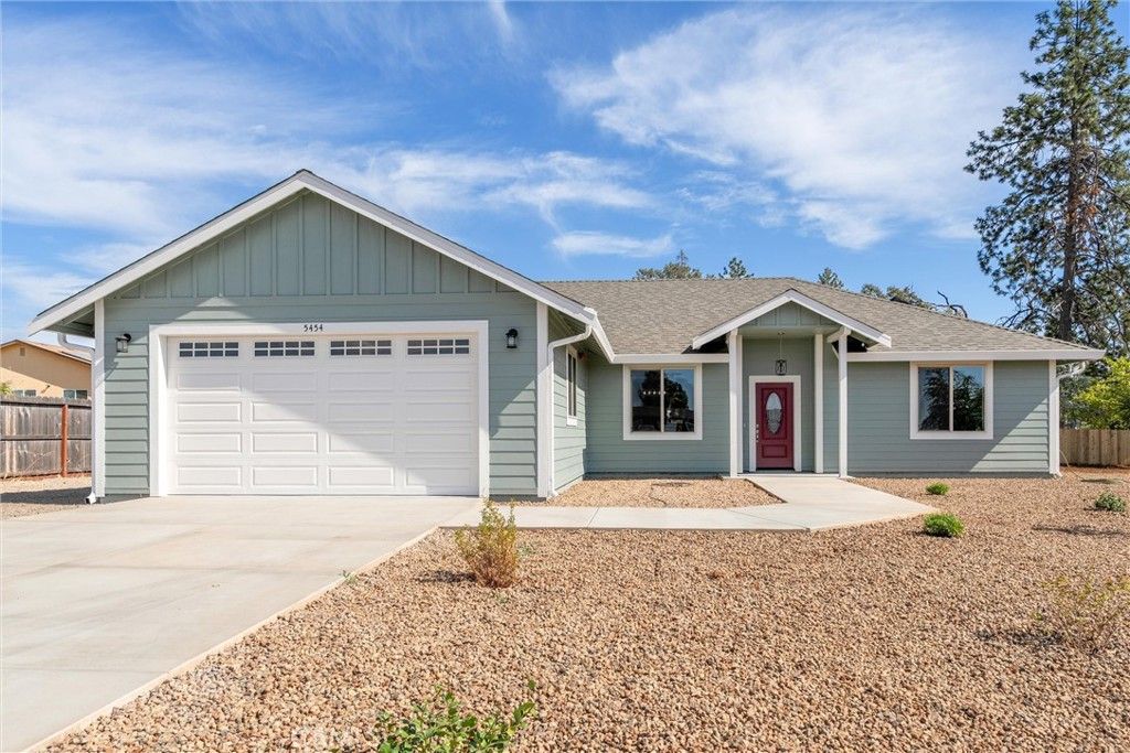 Photo of 5454 Princeton Way, Paradise, CA 95969 (MLS # SN25266208)