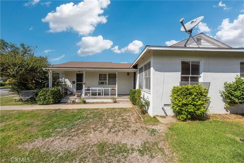 Photo of 413 W Riggin Street, Monterey Park, CA 91754 (MLS # TR25225653)