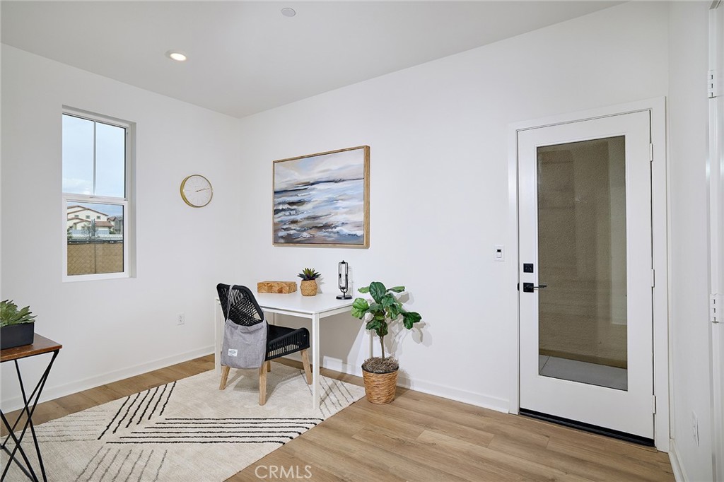 6052 Fairfax Drive