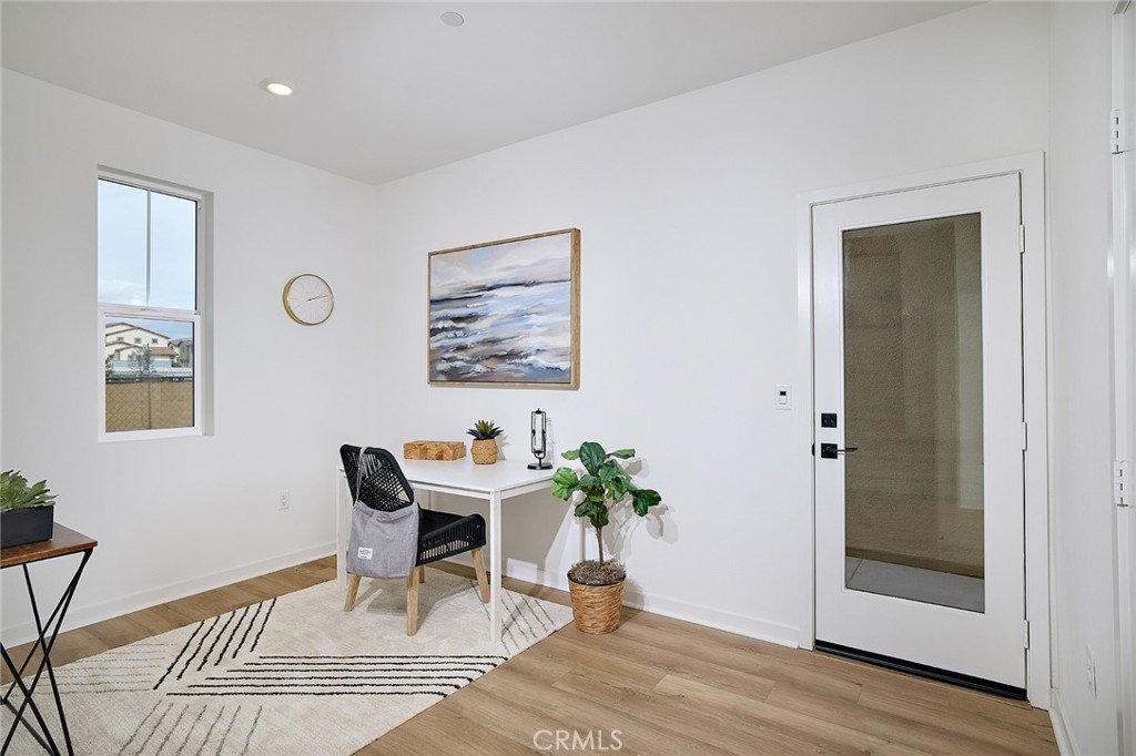 6052 Fairfax Drive