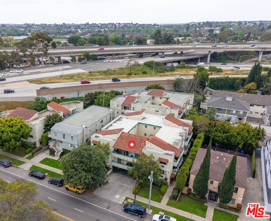 2617 S Sepulveda Boulevard