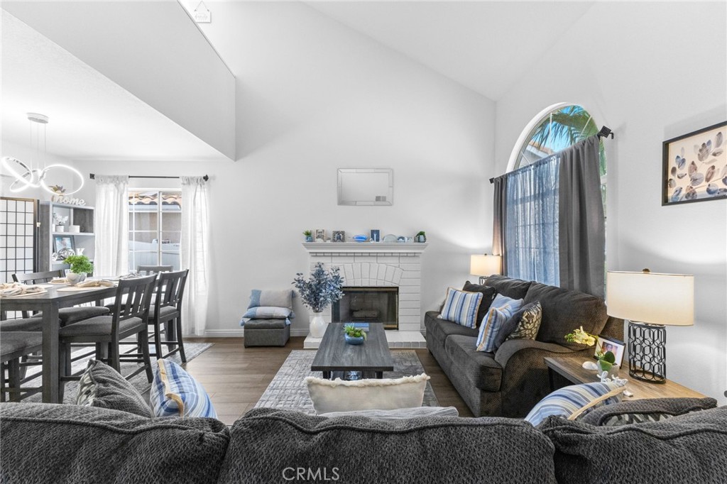 6333 Tuckaway Avenue