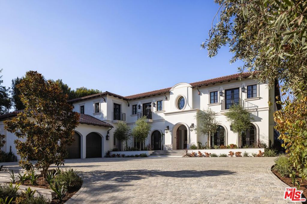 Photo of 12745 Hanover Street, Los Angeles, CA 90049 (MLS # 25603231)