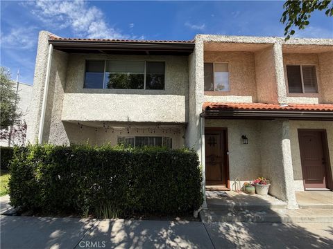 Photo of 7787 Via Cassano, Burbank, CA 91504 (MLS # GD26079830)