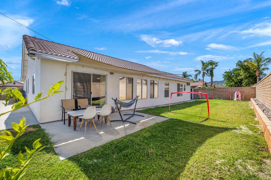 37851 Hollister Drive