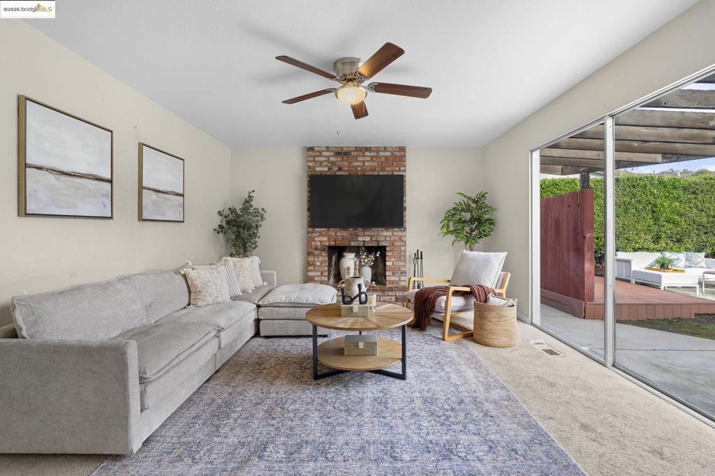 PITTSBURG - Residential