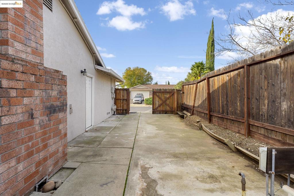 PITTSBURG - Residential