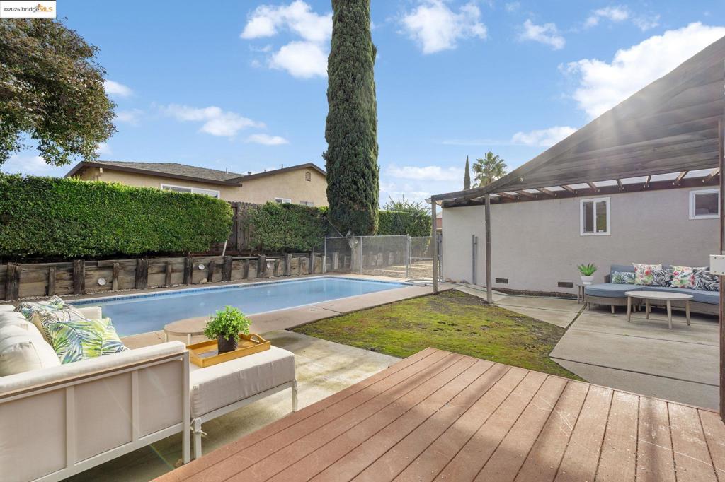 PITTSBURG - Residential