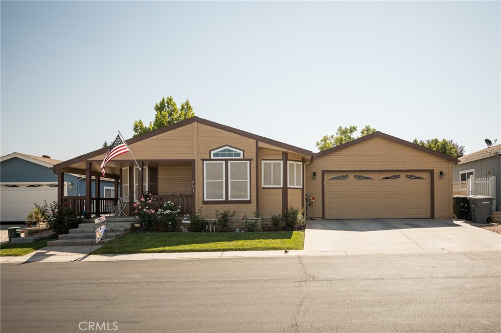 10961 Desert Lawn Dr 451
