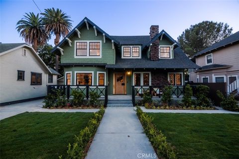 Photo of 1432 Kellam Ave, Echo Park, CA 90026 (MLS # SR25236315)