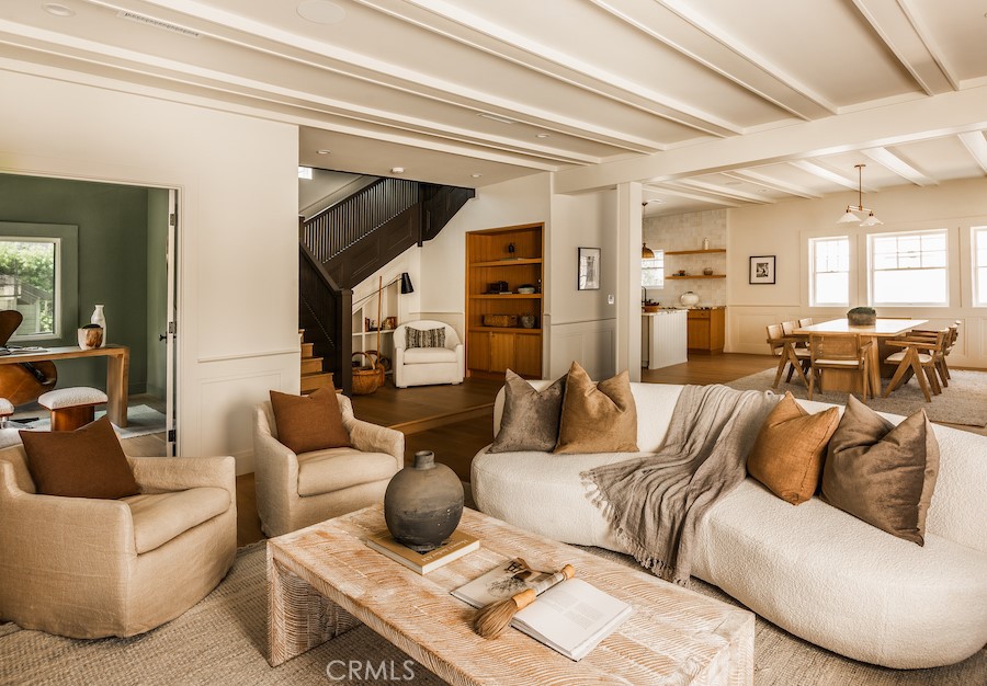 Properties 4 1432 Kellam