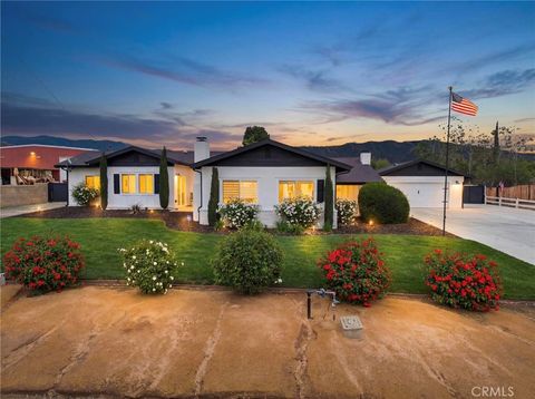 Photo of 13461 Fremont St, Yucaipa, CA 92399 (MLS # IG26080862)