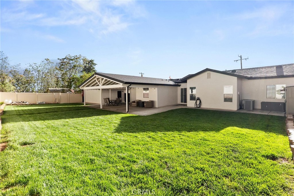 Yucaipa, California, 92399, United States, 4 Bedrooms Bedrooms, ,3 BathroomsBathrooms,Residential,Active,2037125