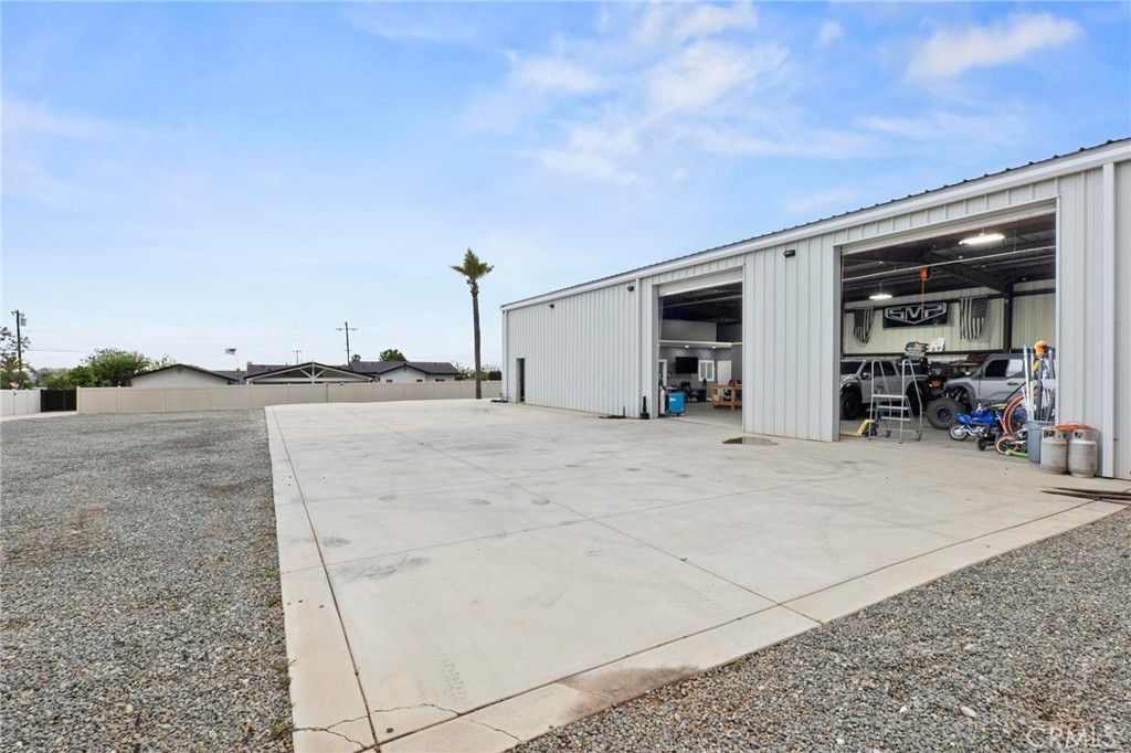Yucaipa, California, 92399, United States, 4 Bedrooms Bedrooms, ,3 BathroomsBathrooms,Residential,Active,2037125