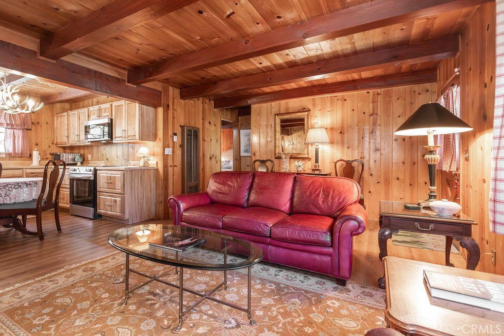 336 E Mojave