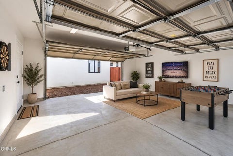 Tiny photo for 1131 W 2nd Street, Oxnard, CA 93030 (MLS # V1-38327)