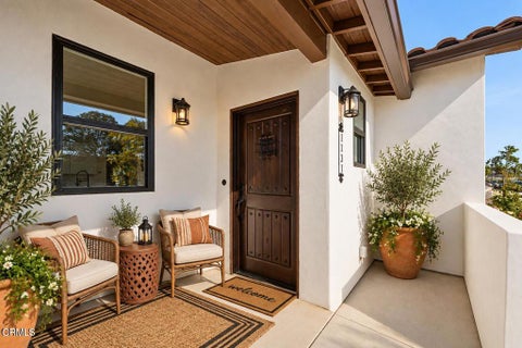 Tiny photo for 1131 W 2nd Street, Oxnard, CA 93030 (MLS # V1-38327)