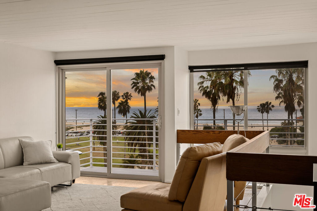 Properties 2 6624 Vista Del Mar