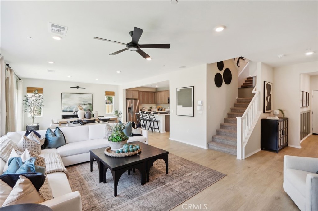 37141 Bush Sunflower Court