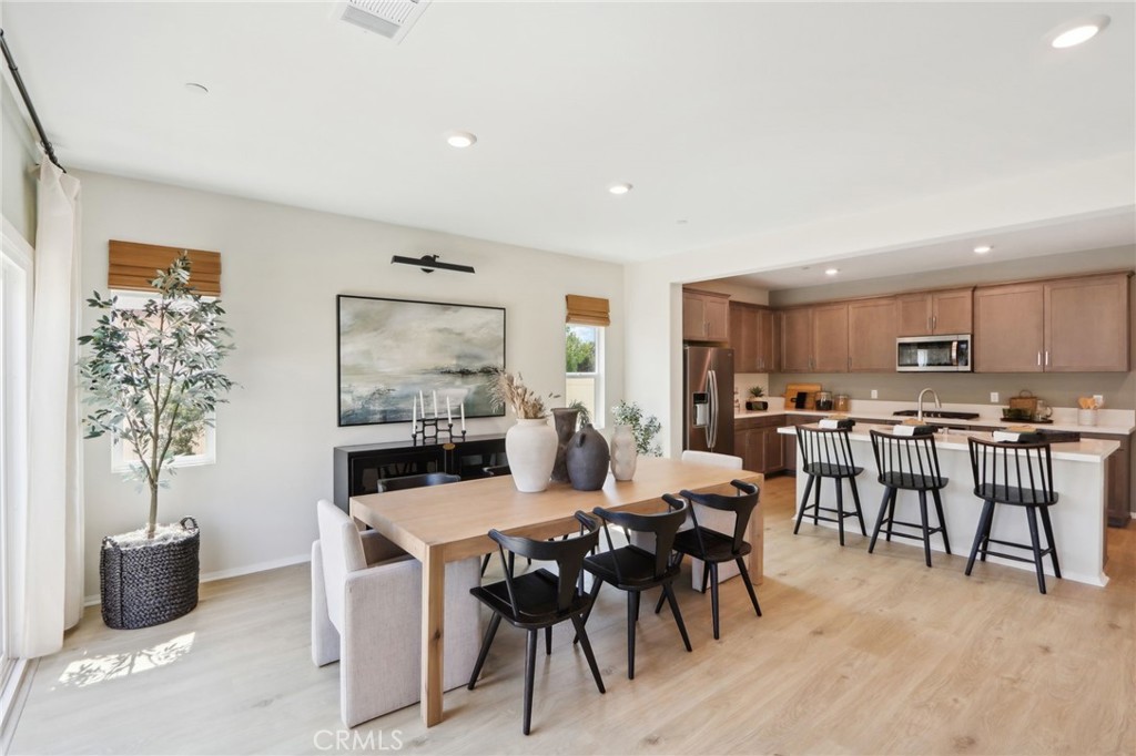 37141 Bush Sunflower Court