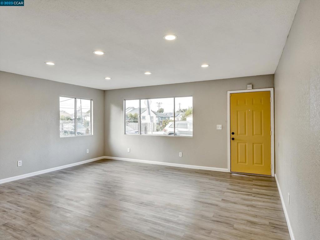 SOUTH RICHMOND - Residential