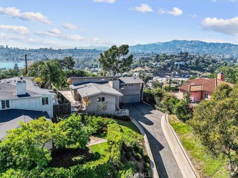 2377 Silver Ridge Avenue Los Angeles CA 90039