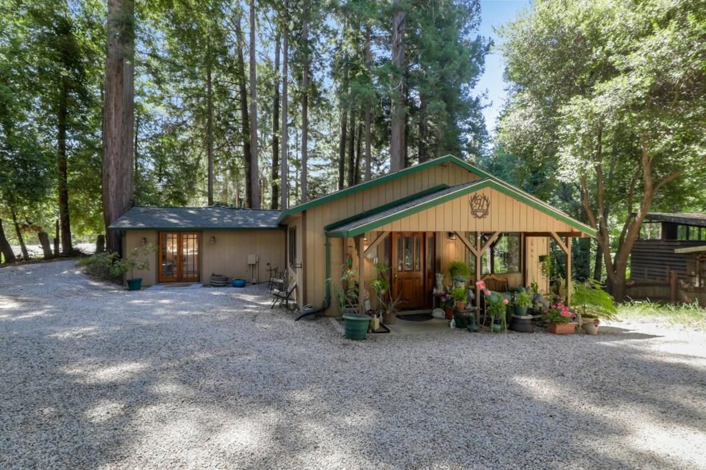 listing image 130729823291598322505