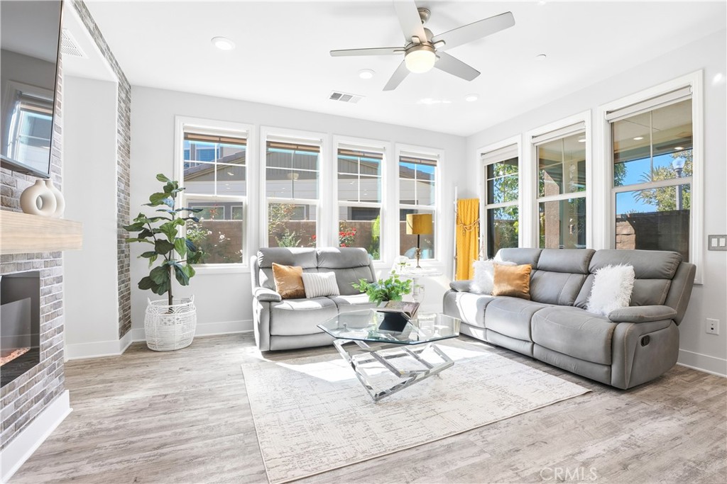 Iris (ESIRIS) - Residential