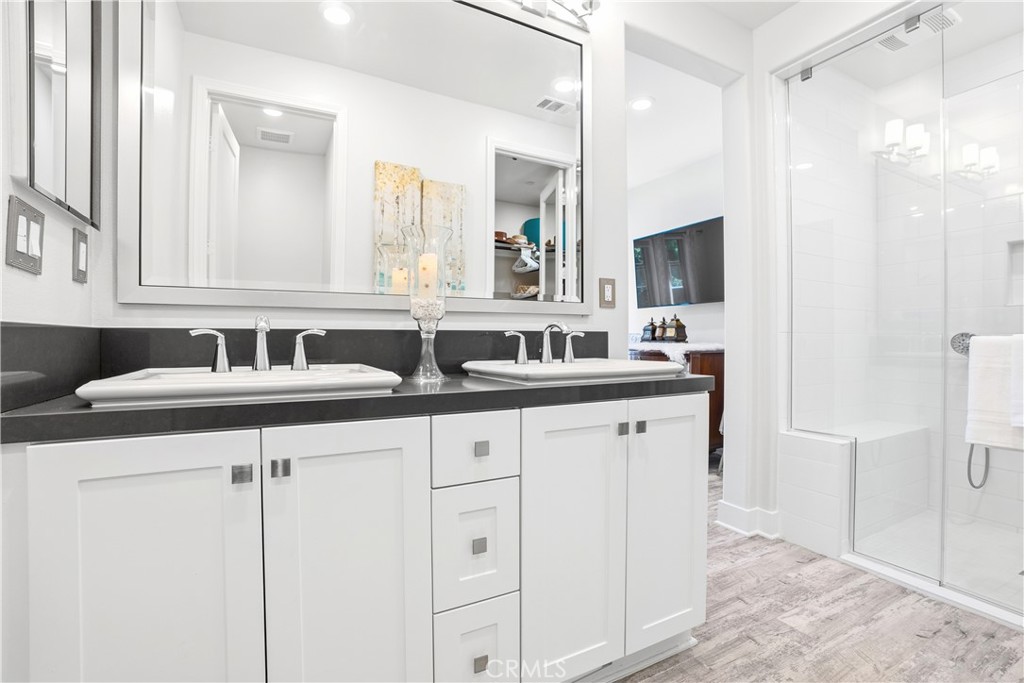 Iris (ESIRIS) - Residential