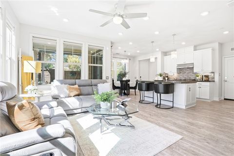 169 Garcilla Rancho Mission Viejo CA 92694