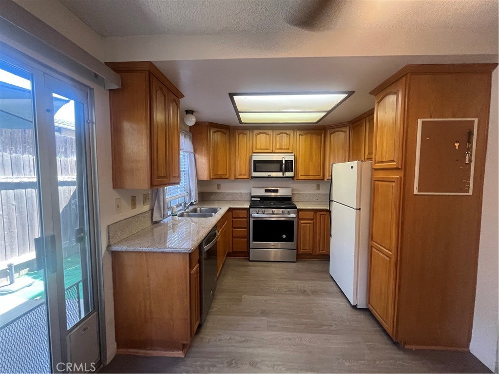 3775 Oxford