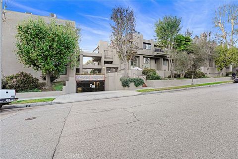 Photo of 1310 E Orange Grove Blvd #103, Pasadena, CA 91104 (MLS # TR26074206)