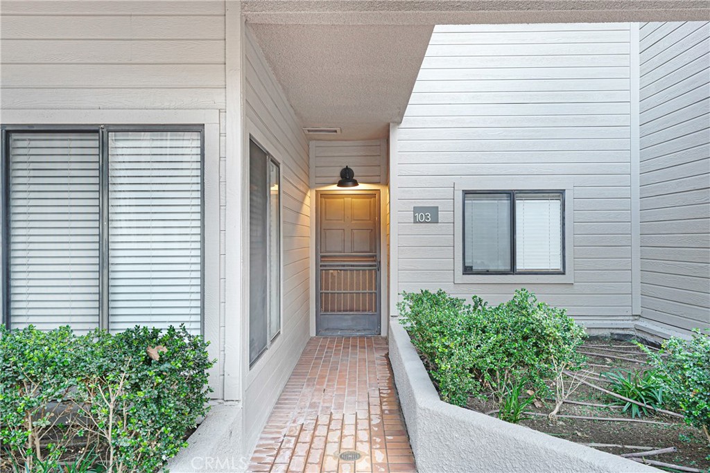 1310 E Orange Grove 103