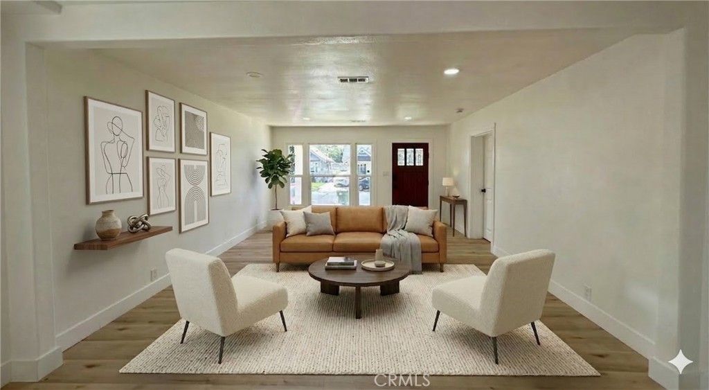 Photo of 2249 W 30th Street, Los Angeles, CA 90018 (MLS # DW26065741)