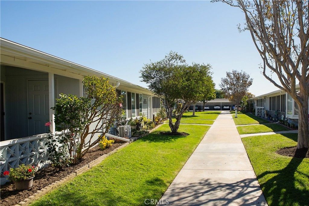 Photo of 1200 Canoe Brook Dr., M3-19F Dr, Seal Beach, CA 90740 (MLS # PW25250956)