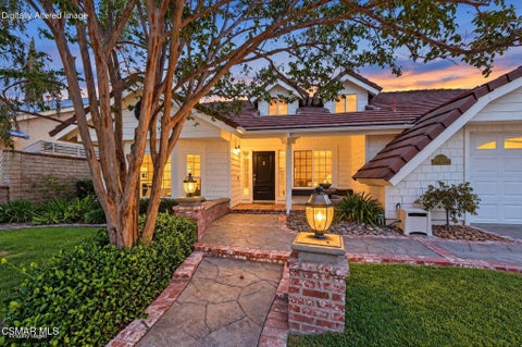 Photo of 2690 Deerwood Avenue, Simi Valley, CA 93065 (MLS # 226003914)